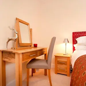Dbs Serviced - The Twain Apartment
